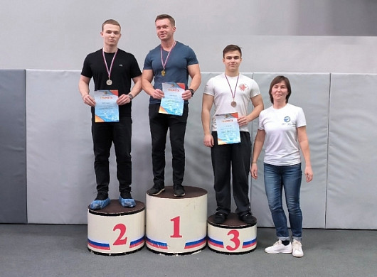 В Ивановской области прошел Чемпионат по пауэрлифтингу